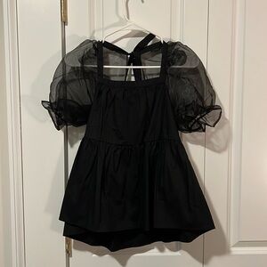 Pomander Place blouse